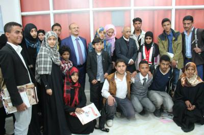 الموقع الرسمي للأستاذ يحيى محمد عبدالله صالح - يحيى صالح : يلتقى اعضاء الحكومة ويأمل أن يكون فيهم الخير لمستقبل اليمن